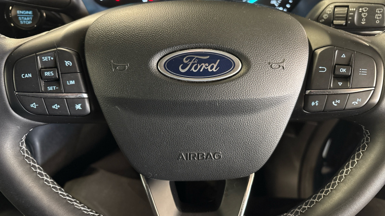 Ford Fiesta 1.0 EcoBoost Titanium 5dr Petrol Hatchback